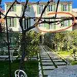 アパート L'Orangerie Secret Garden Apartment In Old Antibes Beach 4Min アンティーブ