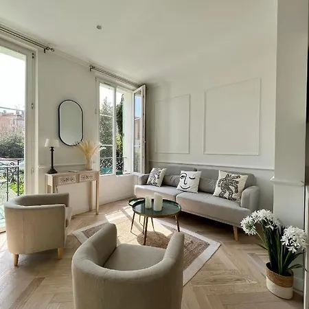 아파트 L'orangerie Secret Garden In Old 4min *