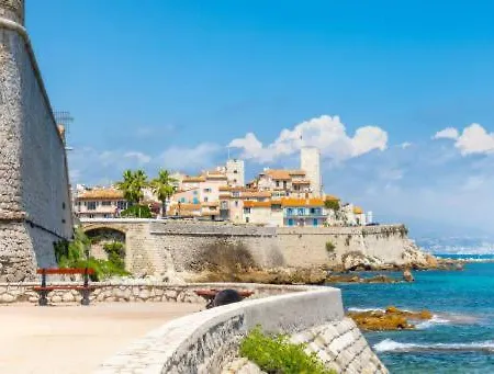 Apartment Amazing New In The Heart Of The Old Town Of Antibes