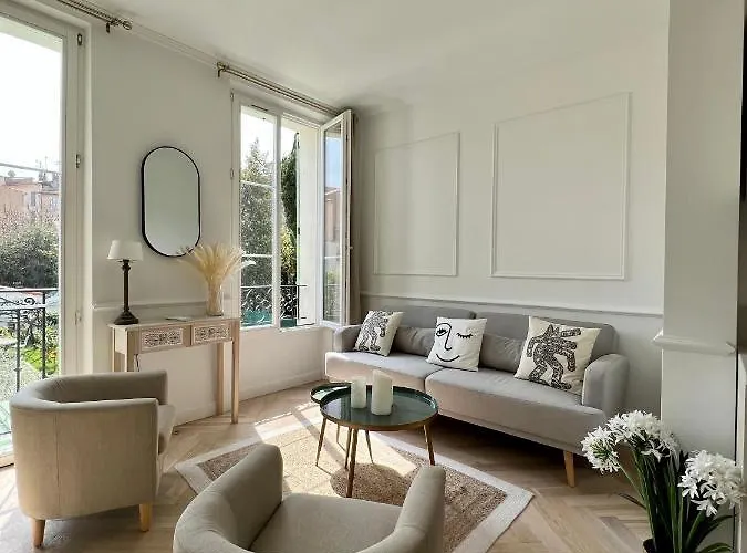 Daire Amazing New In The Heart Of The Old Town Of *